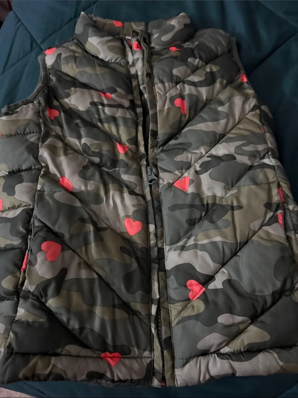GAP Girls' Green Camouflage Puffer Vest with Red Heart Accents